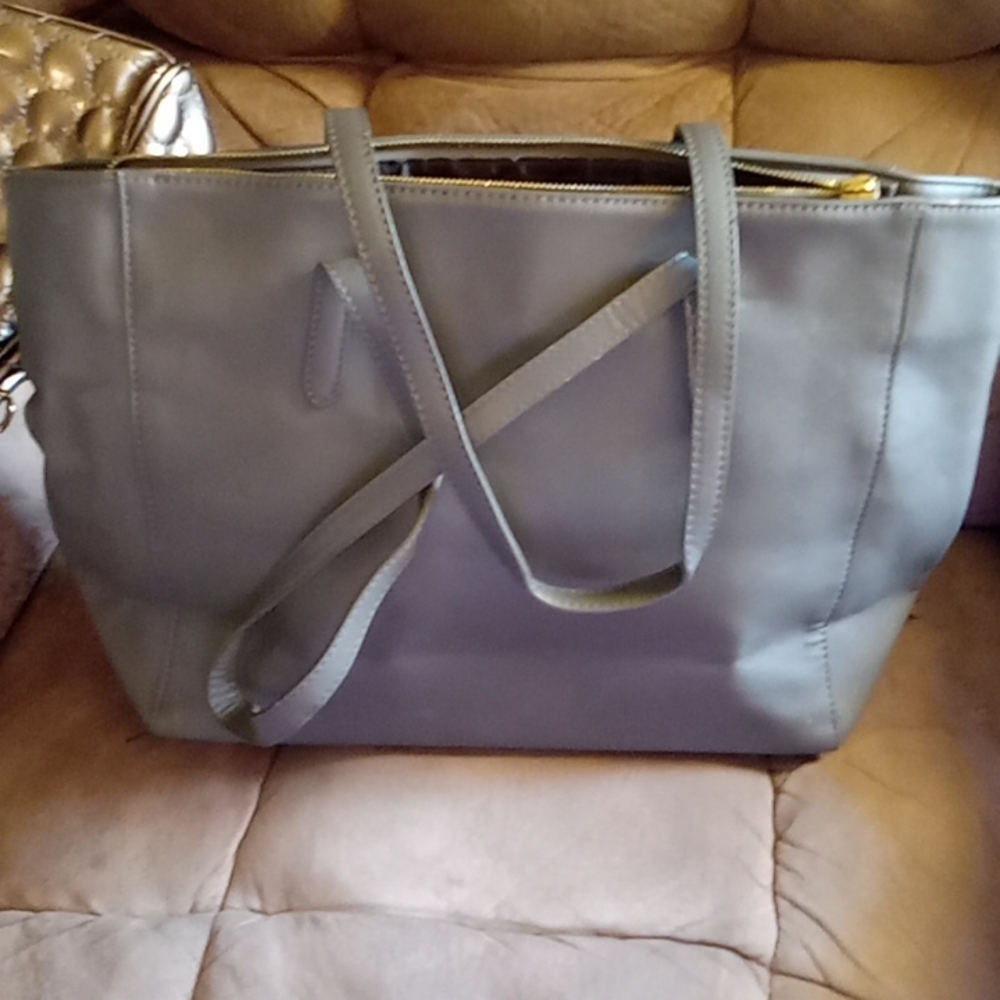 Purse - Picture 2 of 3